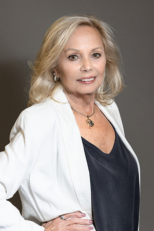 elaine-13