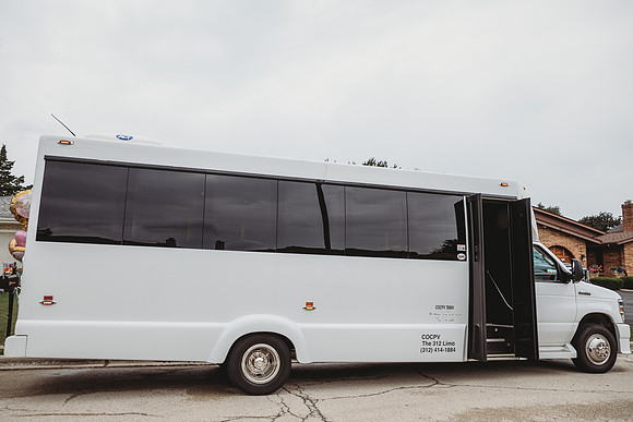 981A2273